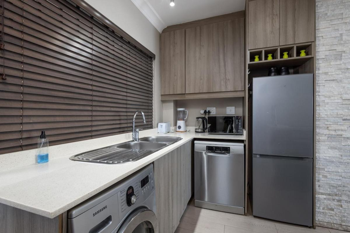 Apartment Bronze 23 Durban